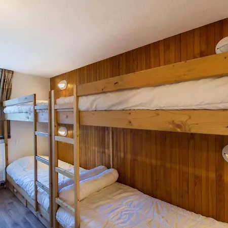 Confortable Skis Aux Pieds, 2 - 1850 - Fr-1-564-46 * Courchevel